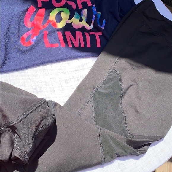 ✋SOLD✋ - Picture 3 of 5